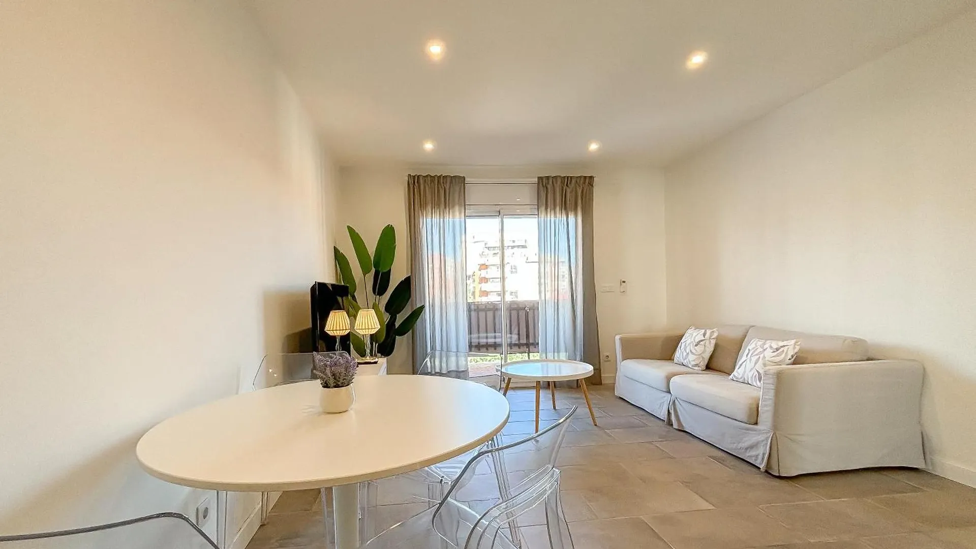 Clauhomes Suite Center Tarragona